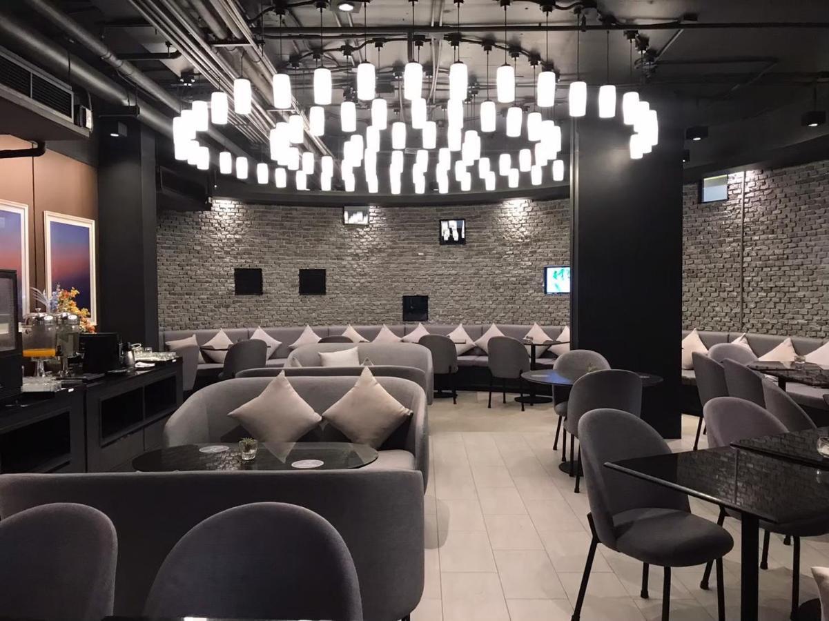 รีสอร์ท อาณา อานันท์ แอนด์ วิลลา พัทยา